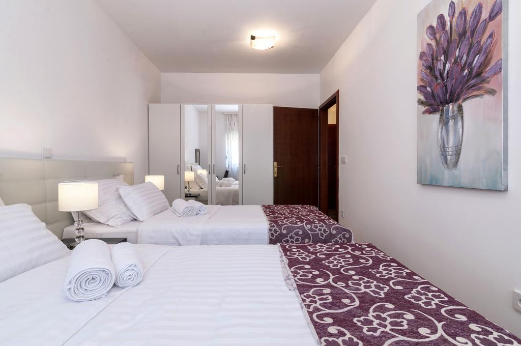 White Residence Accommodation Sukošan 外观 照片