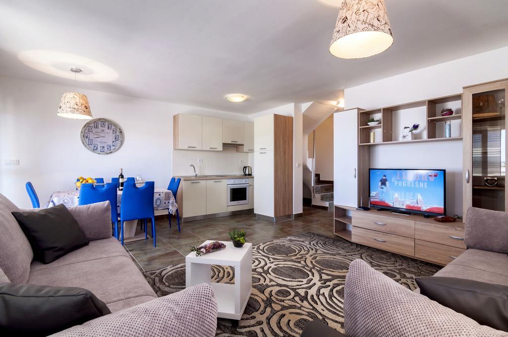 White Residence Accommodation Sukošan 外观 照片