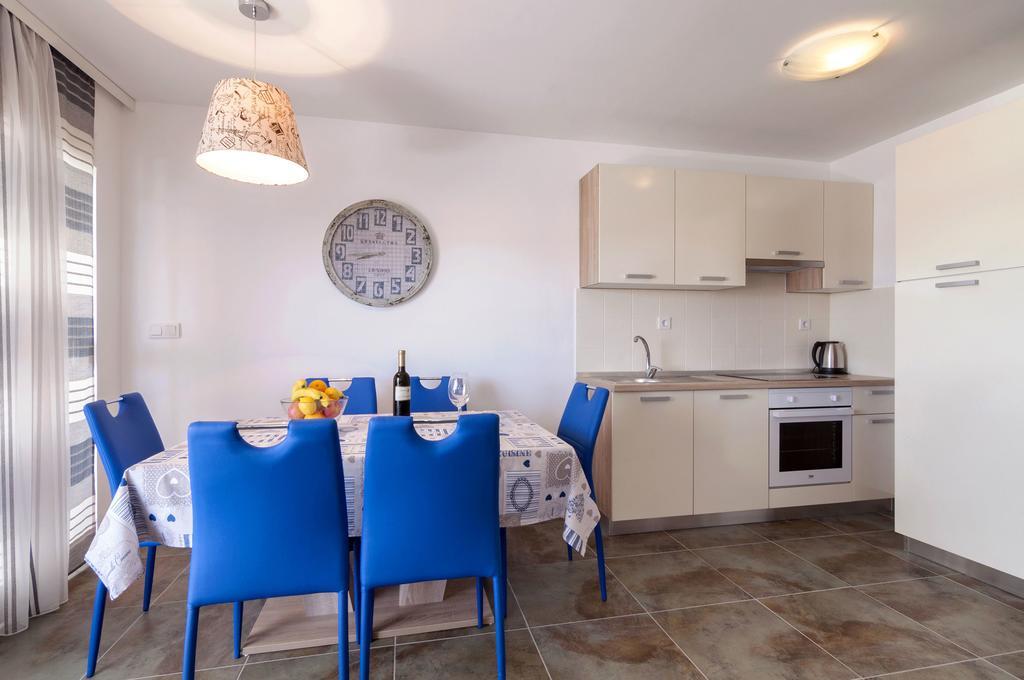 White Residence Accommodation Sukošan 外观 照片