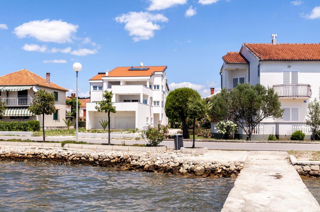 White Residence Accommodation Sukošan 外观 照片